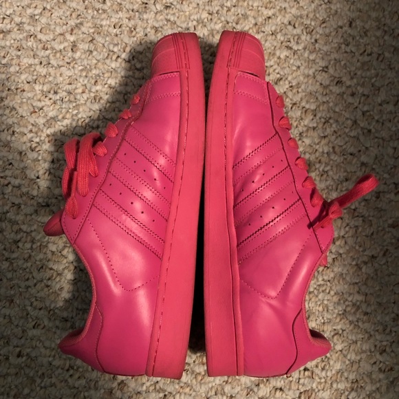 Adidas Men’s Hot Pink Pharrell Shell Toes size 12 - Picture 6 of 7
